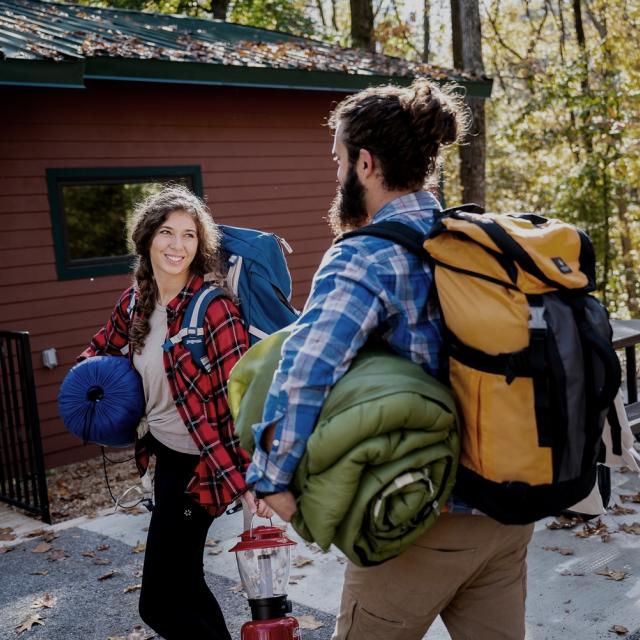 Couple staying in a cabin at Mississippi River State Park