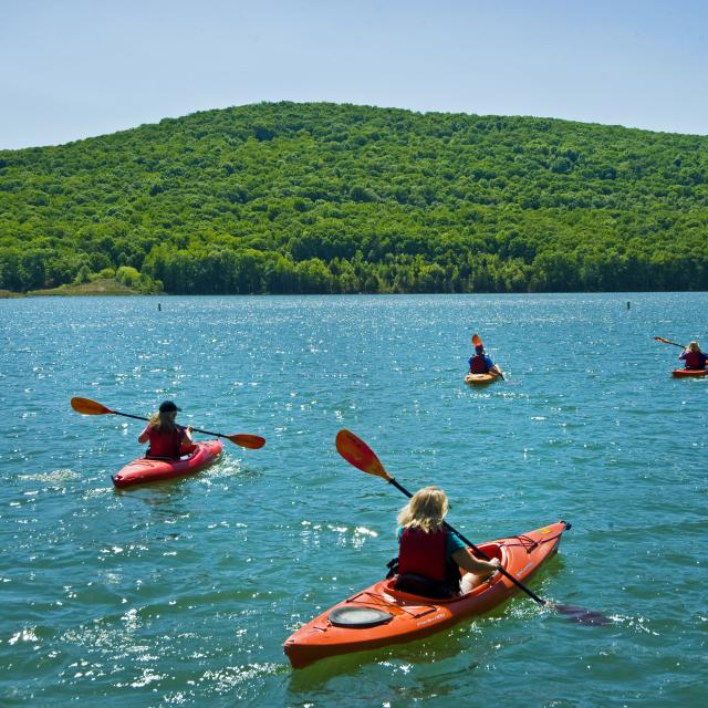 Kayaking Lake Fort Smith State Park